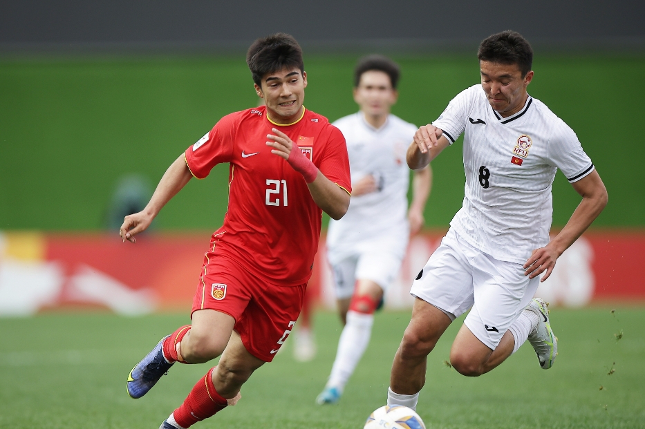 1xbet体育网页版-包含坚守团结信念，球队士气高昂冲向胜利！的词条