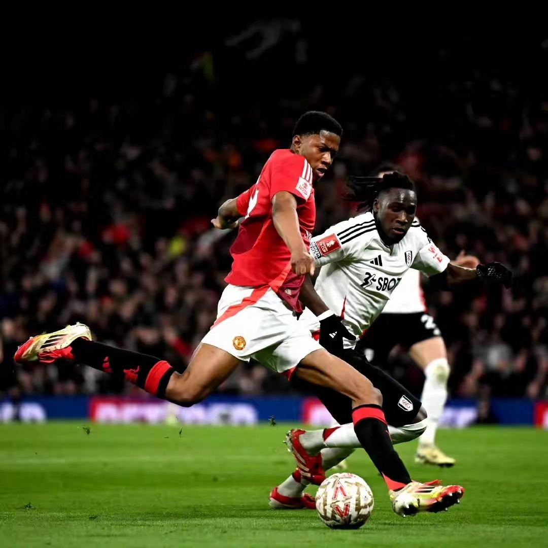 1xbet体育注册-足球胜者强势崛起，旧势力现薄弱之势，球场无虚位的简单介绍